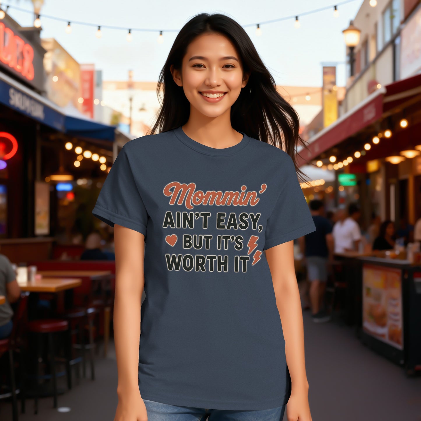 Navy- Mommin' Ain't Easy But It's Worth It T-shirt